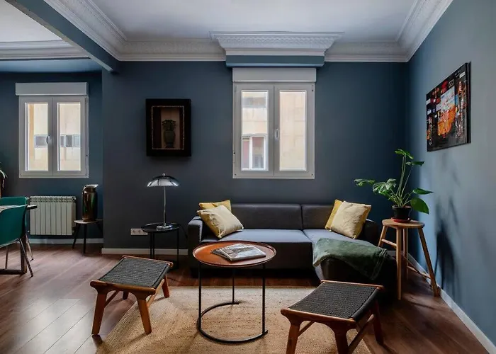 Diseno Y Confort En El Centro * Santander