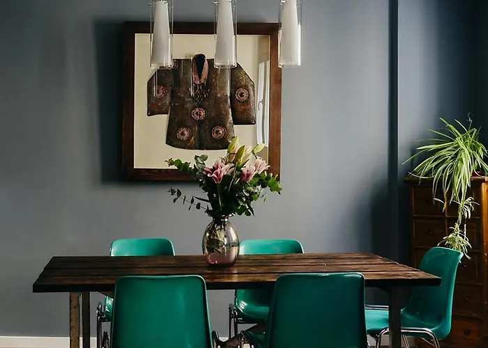 Diseno Y Confort En El Centro * Santander