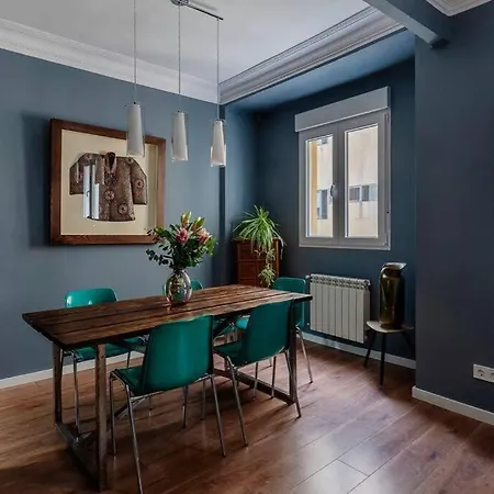 Diseno Y Confort En El Centro Santander